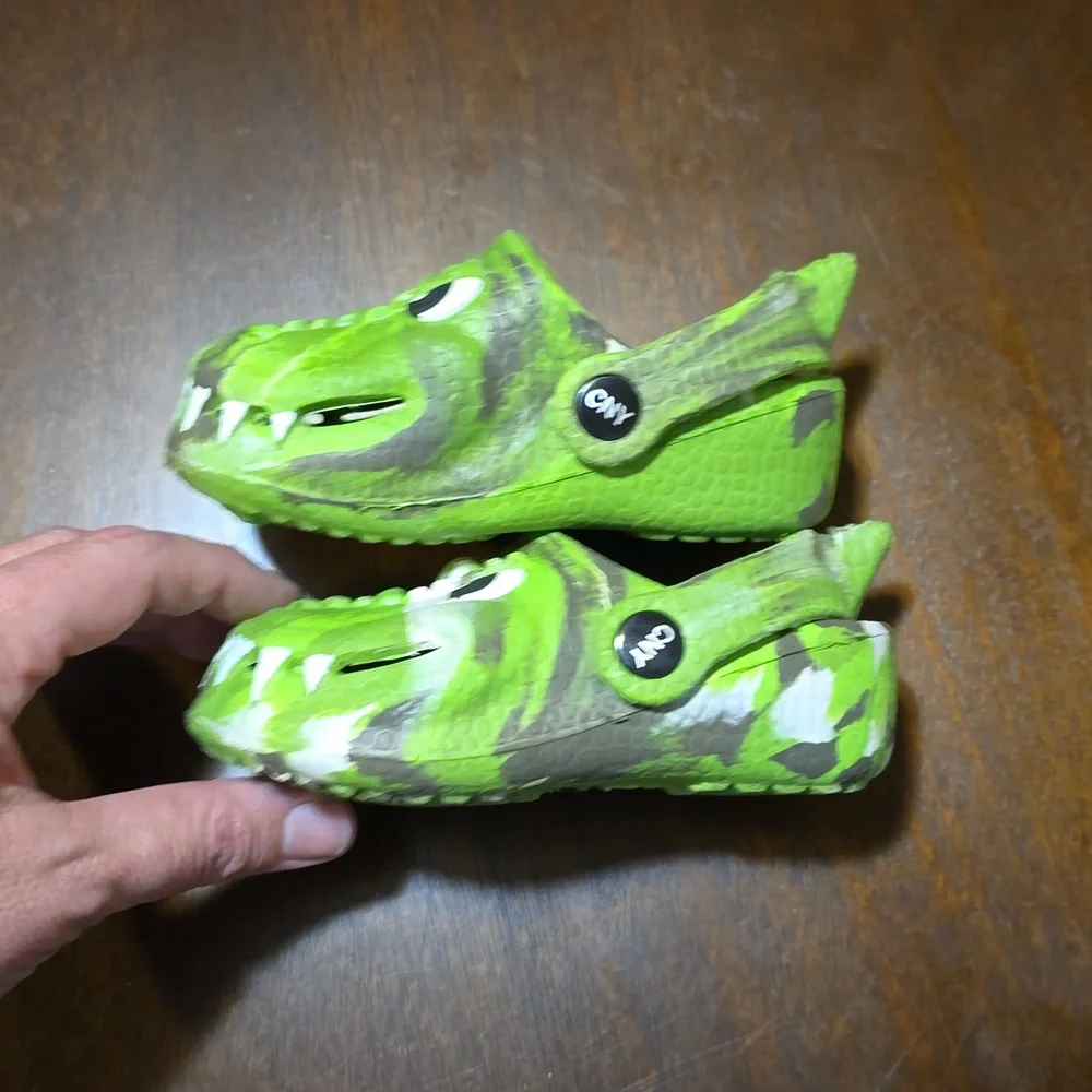 Capelli‎ New York Toddler Croc Clog slider- Alligator Size 6